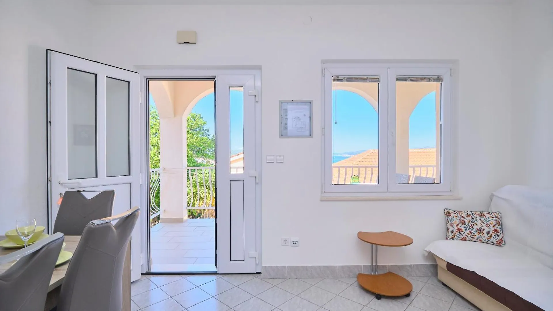 Apartments Meri 0*, Trogir Croatia